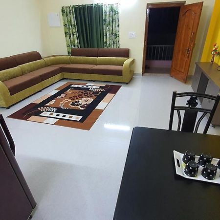 Tirupati Homestay - 2Bhk Ac Family Apartments Near Alipiri And Kapilatheertham - Walk To A2B Veg Restaurant - Wifi - Android Tv - Easy Access To Tirumala Εξωτερικό φωτογραφία