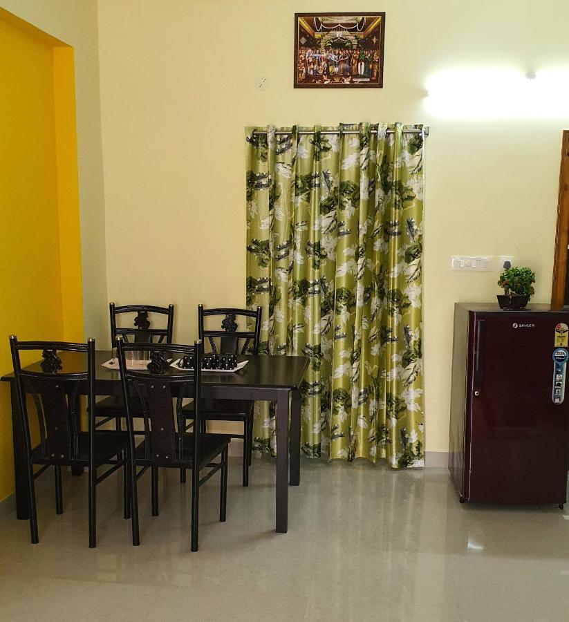Tirupati Homestay - 2Bhk Ac Family Apartments Near Alipiri And Kapilatheertham - Walk To A2B Veg Restaurant - Wifi - Android Tv - Easy Access To Tirumala Εξωτερικό φωτογραφία
