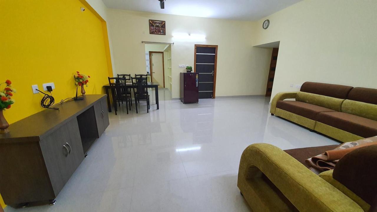 Tirupati Homestay - 2Bhk Ac Family Apartments Near Alipiri And Kapilatheertham - Walk To A2B Veg Restaurant - Wifi - Android Tv - Easy Access To Tirumala Εξωτερικό φωτογραφία